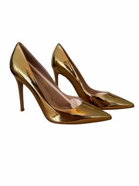 G Gianvito Rossi
105mm Gianvito Metallic Leather Pumps